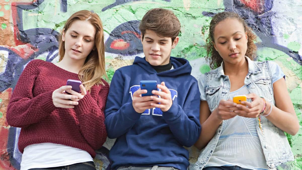 فيسبوك ينشر بحثًا داخليًا حول تأثير تطبيق أنستاجرام على المراهقين