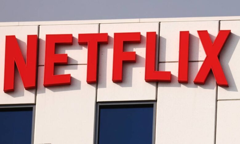 الموظفين المتحولين جنسياً يخططون للخروج من نيتفليكس بسبب عرض كوميدي