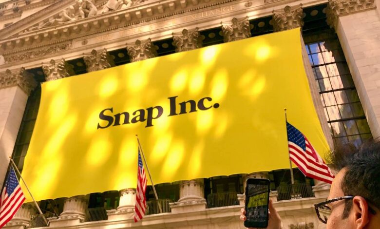 شركة سناب تفقد توقعات الإيرادات بعد تغييرات الخصوصية في أجهزة آبل